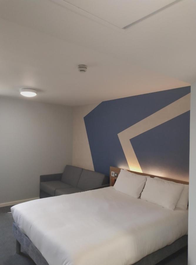 Ibis Budget London Heathrow Central Χάνσλοου Εξωτερικό φωτογραφία