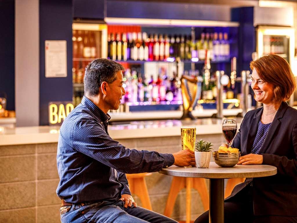 Ibis Budget London Heathrow Central Χάνσλοου Εστιατόριο φωτογραφία