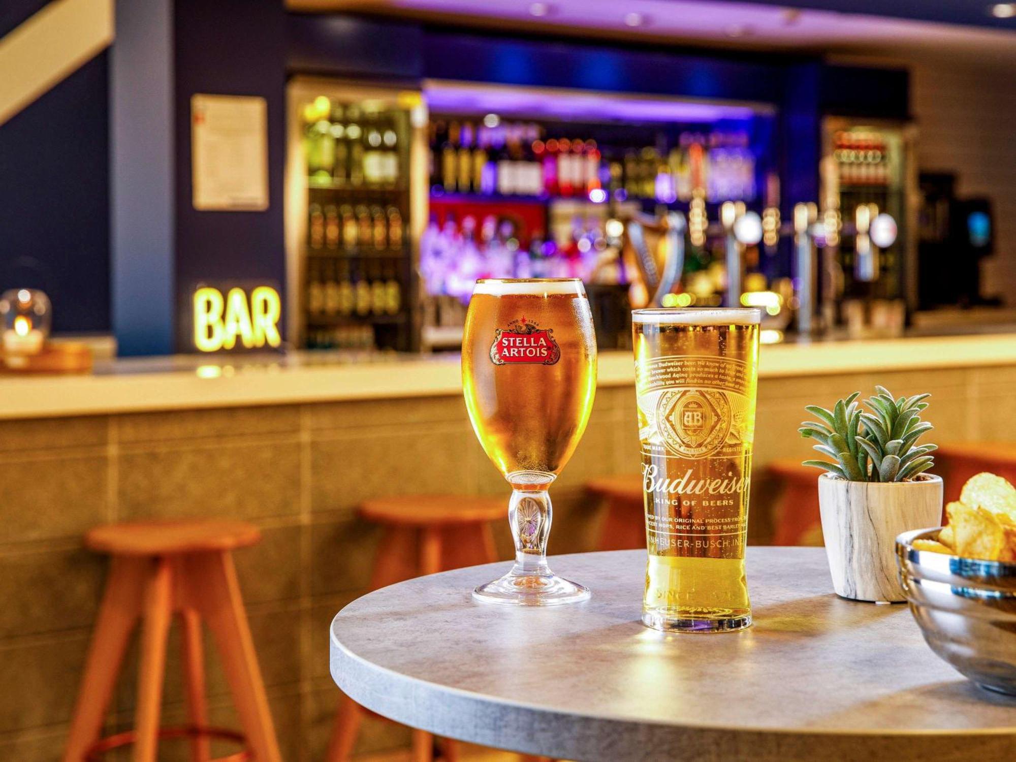 Ibis Budget London Heathrow Central Χάνσλοου Εξωτερικό φωτογραφία